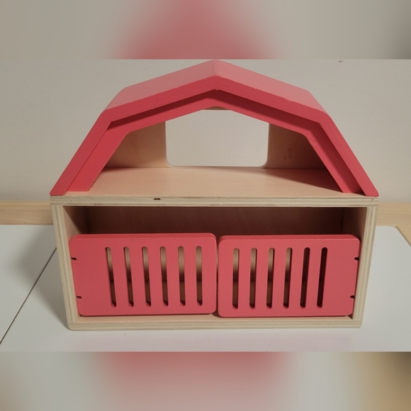 Panda Crate Barn, Tractor, & Animals - Picture 3 of 3